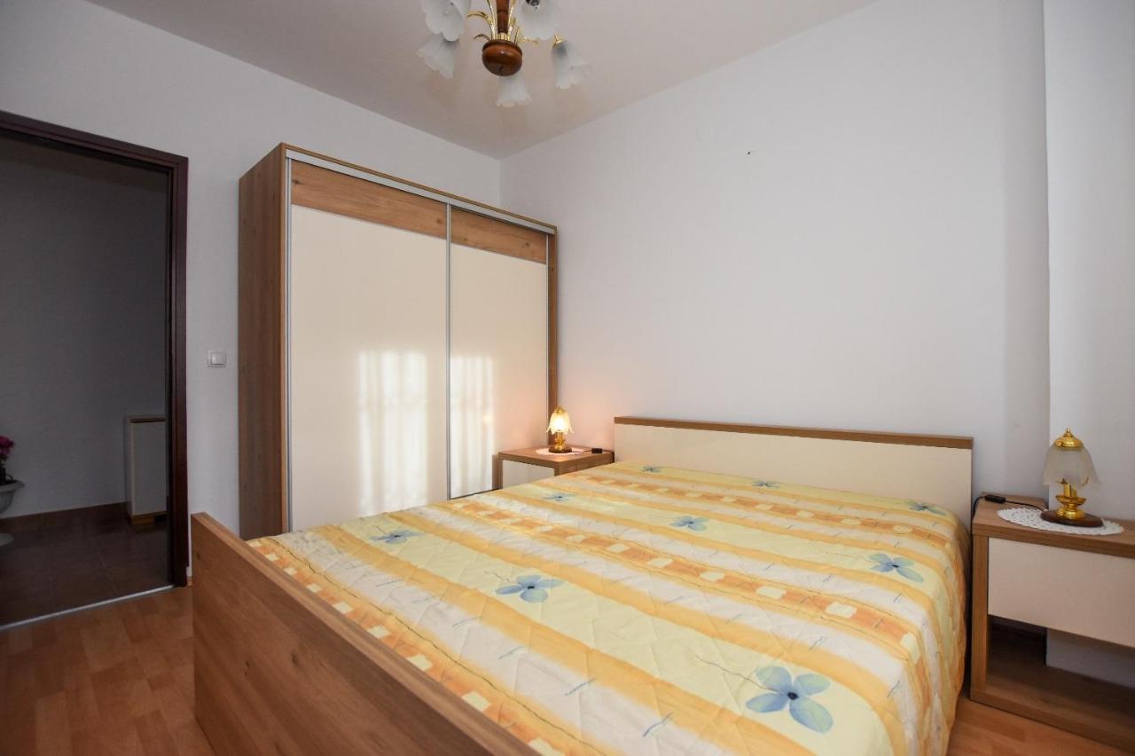 Apartments Luce - Family Friendly & Parking Pag Town Exterior foto