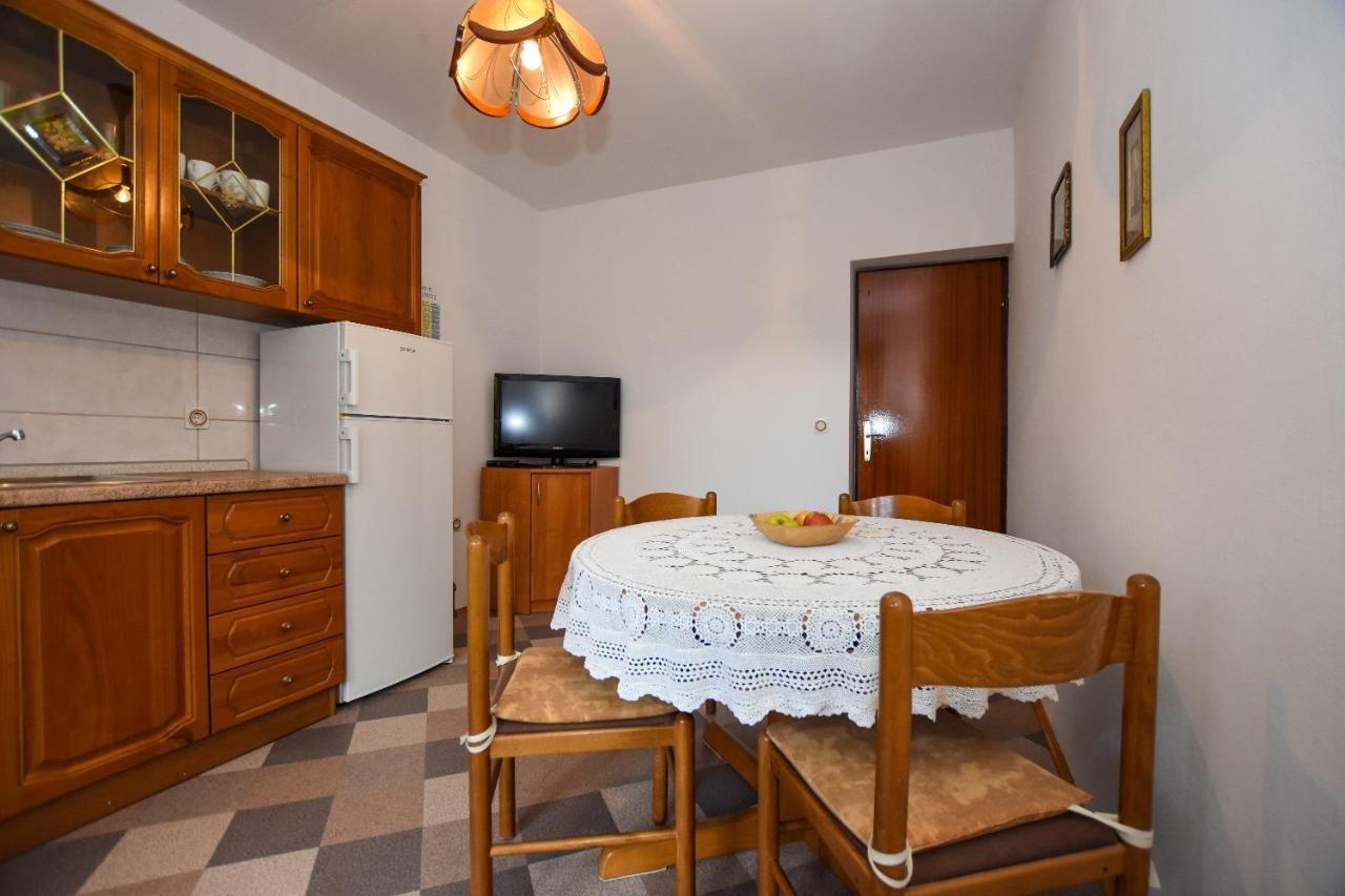 Apartments Luce - Family Friendly & Parking Pag Town Exterior foto